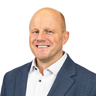 Nils Keller Nils Keller Produktmanager Deutsche Makler Akademie